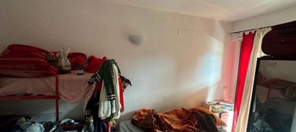 Квартира с 4 комнатами в Рим, Италия № 205922 4