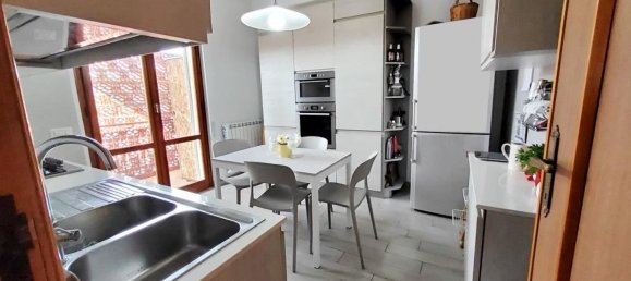 3 bedrooms Apartment in Cagliari, Italy No. 313715 8