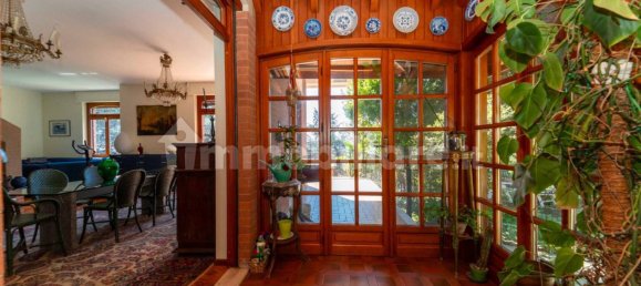 9 Schlafzimmer Villa in Pino Torinese, Italy, Nr. 337070 27