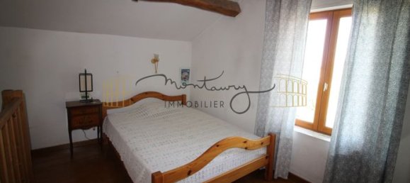 2 bedrooms House in Nimes, France No. 279177 6