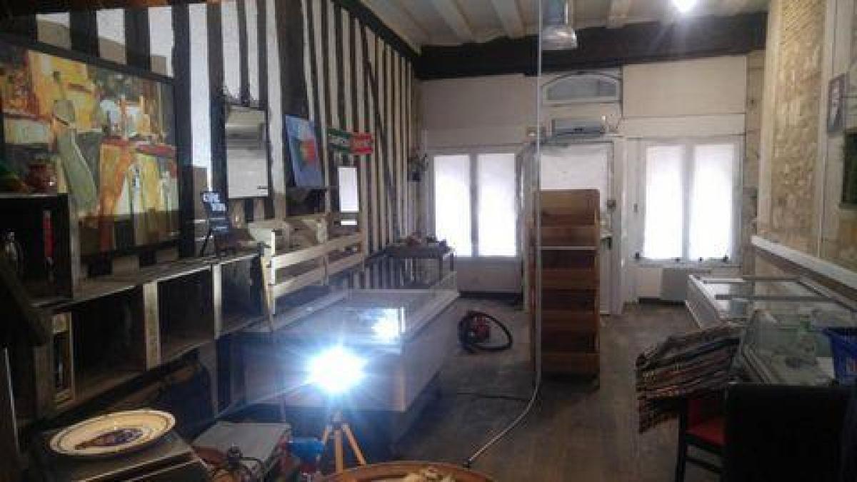 Büro in Tours, France 94m², Nr. 17931