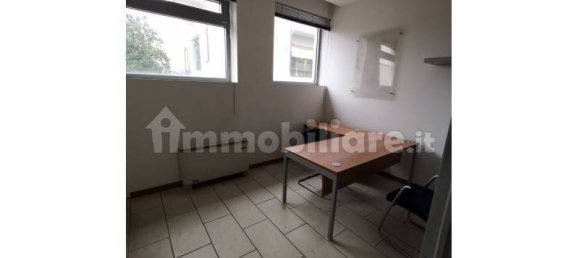 1غرفة عقار تجاري في San Giovanni Valdarno, Italy رقم 59387 5