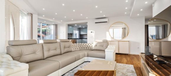 Casa de 3 dormitorios en Funchal, Portugal No. 121421 2