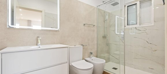 Casa de 3 dormitorios en Funchal, Portugal No. 121421 24