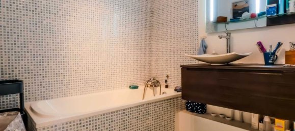 Casa de 4 dormitorios en Pau, France No. 207704 5