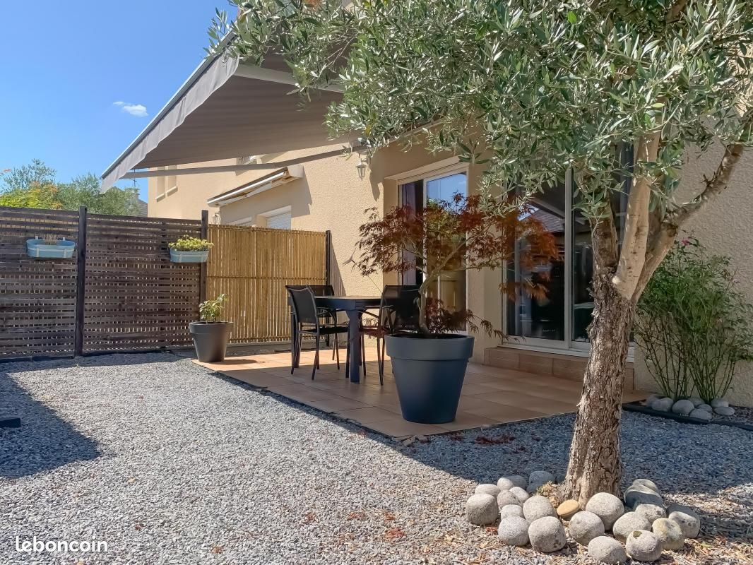 Casa de 4 dormitorios en Pau, France No. 207704