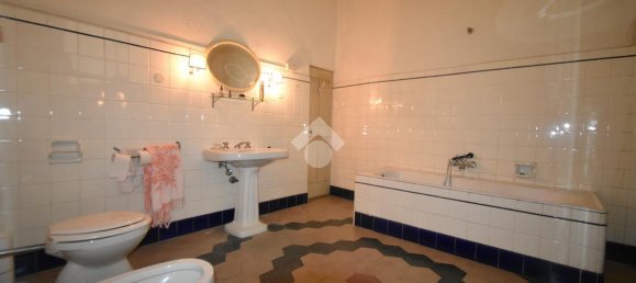 5 rooms Villa in Forlì, Italy No. 74617 33