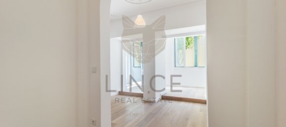 2 bedrooms Apartment in Lisbon, Portugal No. 92616 24