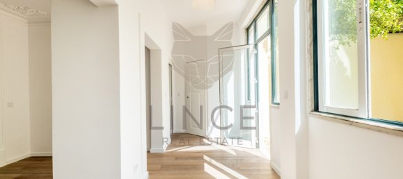 2 bedrooms Apartment in Lisbon, Portugal No. 92616 27