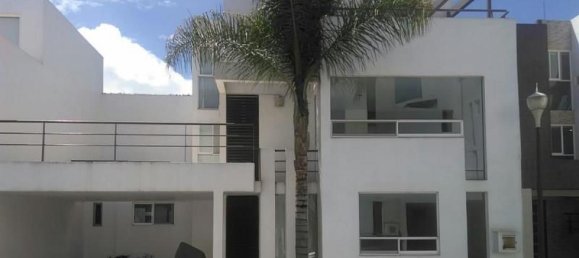 3 bedrooms House in Puebla, Mexico No. 170002 2