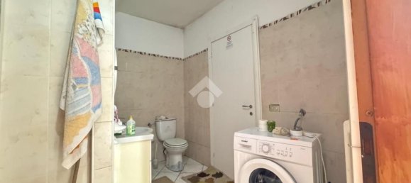 5 rooms House in Sant'Ilario d'Enza, Italy No. 22826 9