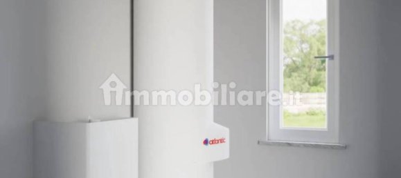 8 Schlafzimmer Villa in Tradate, Italy, Nr. 15353 12