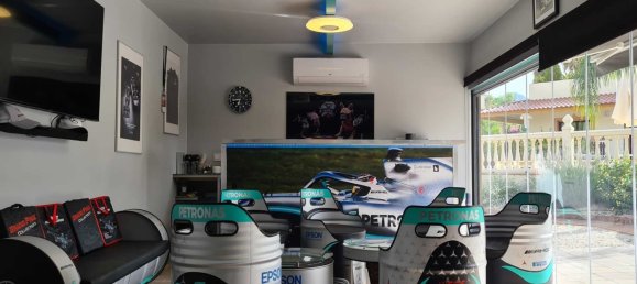 5 bedrooms House in Coin, Spain No. 140238 7