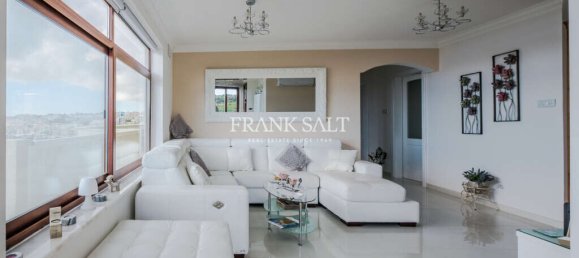 4 bedrooms Penthouse in Marsaxlokk, Malta No. 6270 7