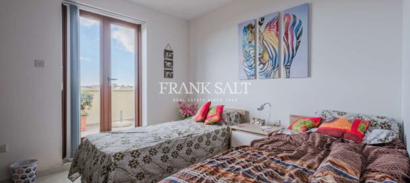 4 bedrooms Penthouse in Marsaxlokk, Malta No. 6270 11