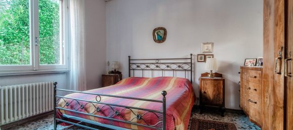 4 bedrooms House in Como, Italy No. 63935 9