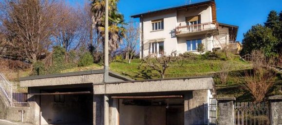 4 bedrooms House in Como, Italy No. 63935 15