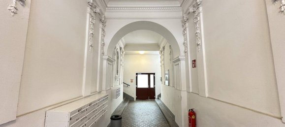 5 rooms Apartment in Ottakring, Austria No. 162594 2