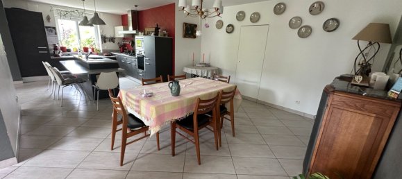 Casa de 4 dormitorios en Gien, France No. 251690 9