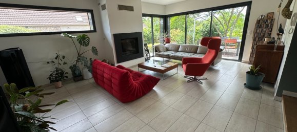 Casa de 4 dormitorios en Gien, France No. 251690 2