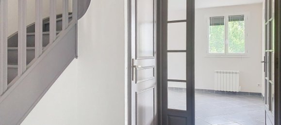 Casa de 3 dormitorios en Saint-Jean-le-Blanc, France No. 254864 3