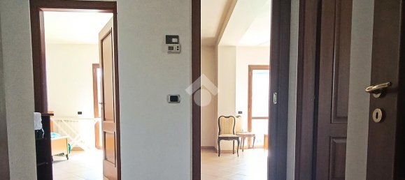 4-salle Appartement à Cropani, Italy No. 7331 11