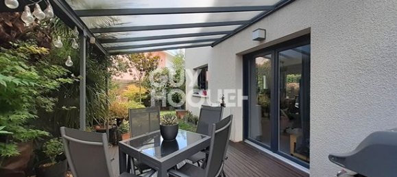 Casa de 3 dormitorios en Beynost, France No. 313421 2