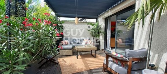 Casa de 3 dormitorios en Beynost, France No. 313421 16