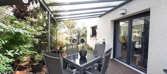 Casa de 3 dormitorios en Beynost, France No. 313421 4