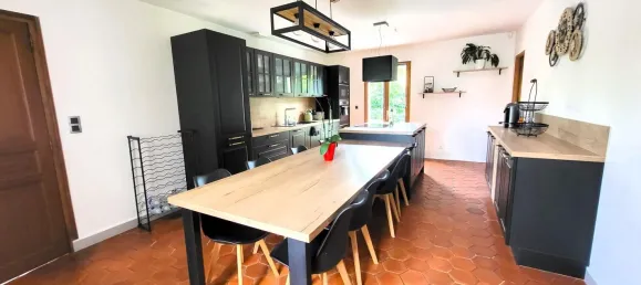 4 bedrooms House in Jaux, France No. 352513 3