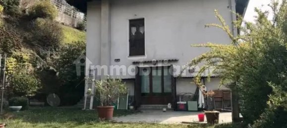 Studio à Camandona, Italy No. 174148 4