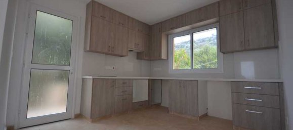 6 bedrooms House in Pegeia, Cyprus No. 13831 7