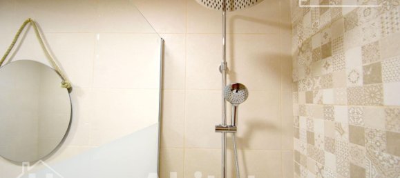 Apartamento de 3 dormitorios en València, Spain No. 177241 21