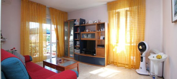 Apartamento de 3 divisões em Gallarate, Italy N.º 287752 2