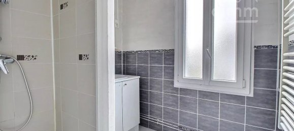 Вилла с 3 спальнями в Бурж, Франция № 53690 7