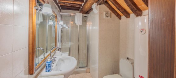 1 bedroom Apartment in Lucca, Italy No. 364120 6