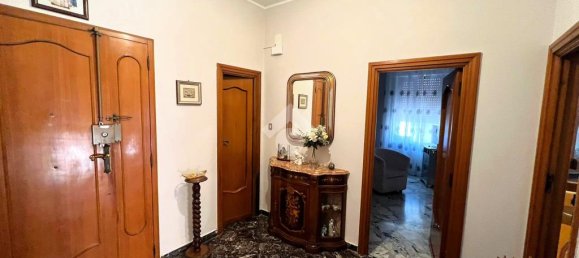 Apartamento de 2 dormitorios en Altamura, Italy No. 347354 3