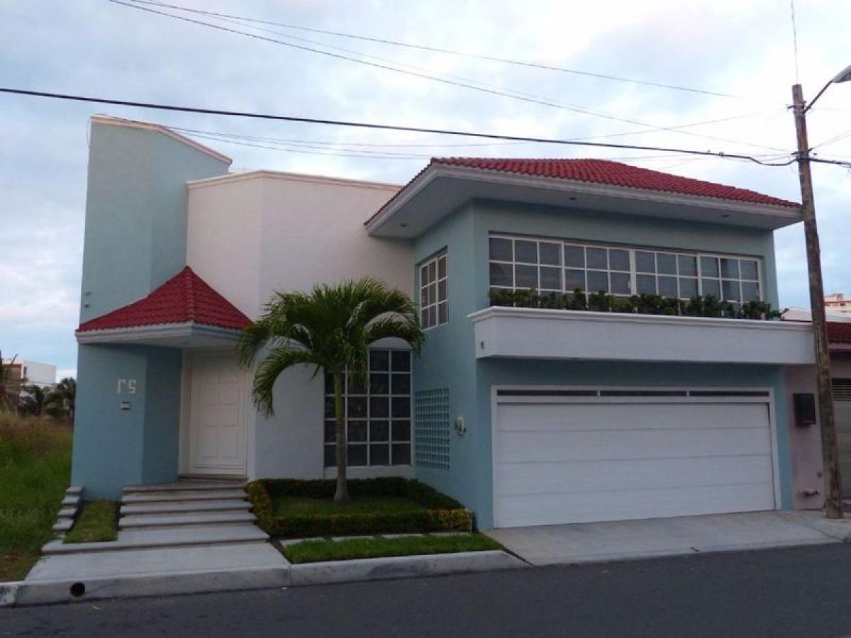 3 bedrooms House in Veracruz, Mexico No. 211374