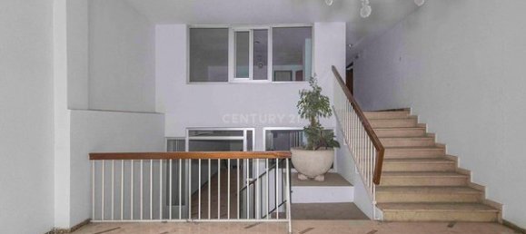 Коммерческая недвижимость 593м² в Гранада, Испания № 73882 2