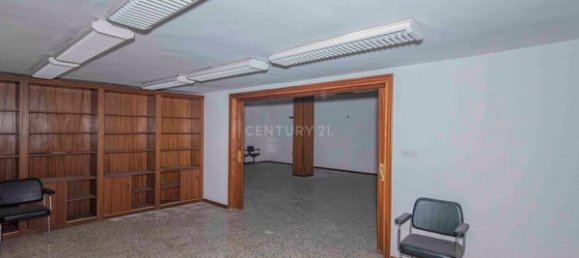 Коммерческая недвижимость 593м² в Гранада, Испания № 73882 12