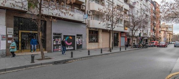 Коммерческая недвижимость 593м² в Гранада, Испания № 73882 6
