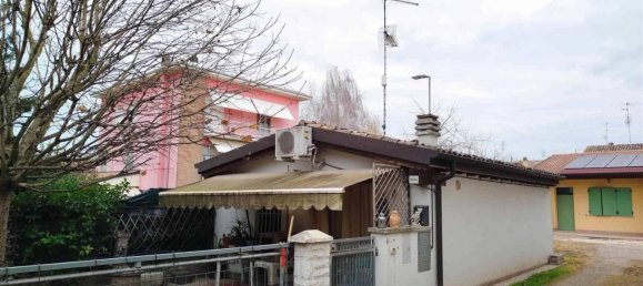 1 bedroom House in Concordia sulla Secchia, Italy No. 217752 15