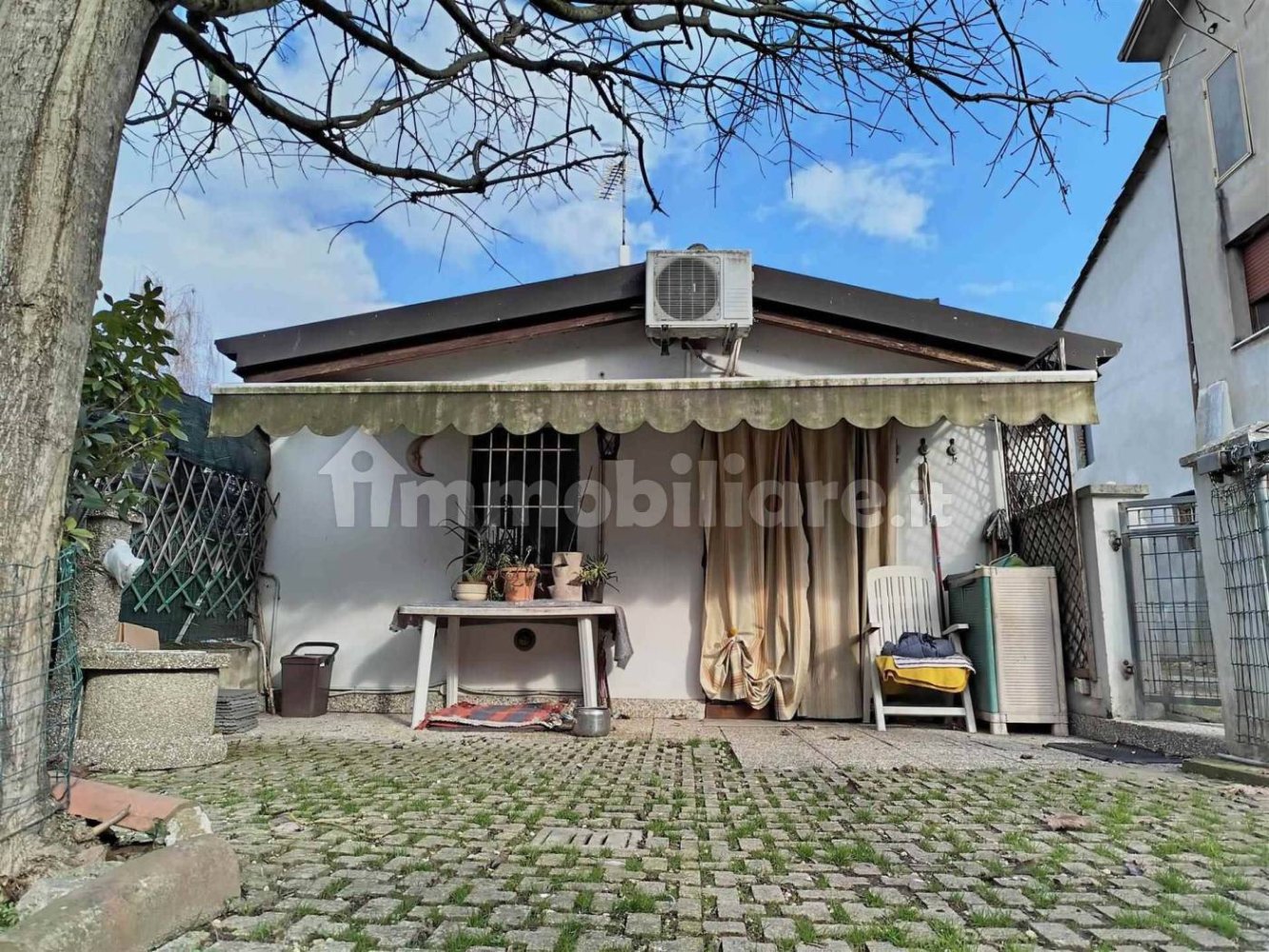 1 bedroom House in Concordia sulla Secchia, Italy No. 217752