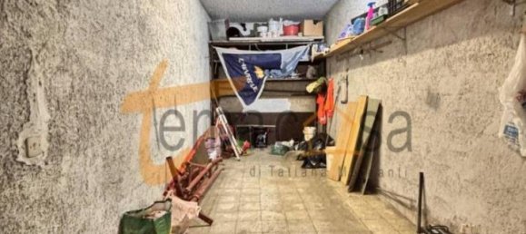  مرآب في Rome, Italy 13متر مربع رقم 34742 12