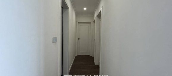 3 bedrooms Apartment in Tay Ho, Vietnam No. 656 2