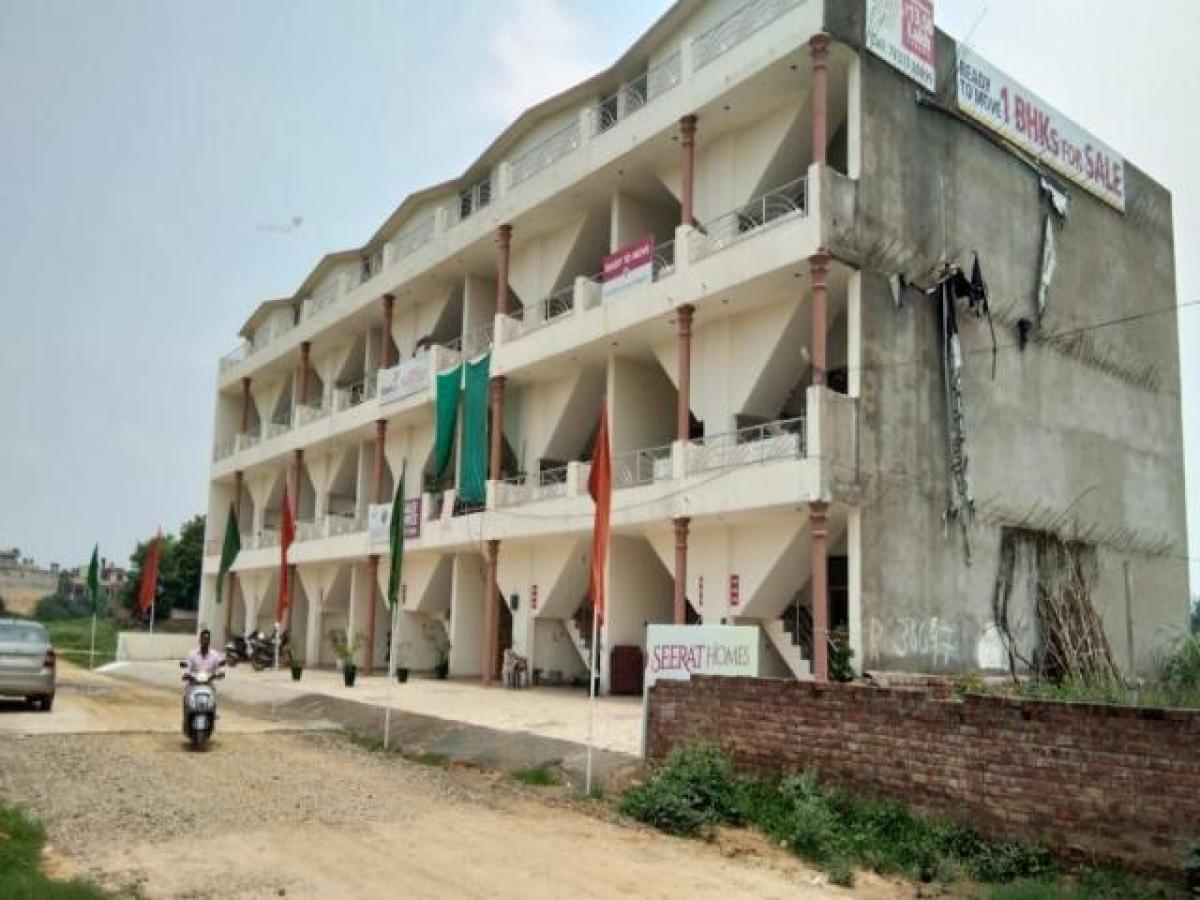 2 bedrooms House in Chandigarh, India No. 9674