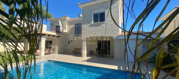 3 bedrooms Villa in Agios Tychonas, Cyprus No. 5607 6