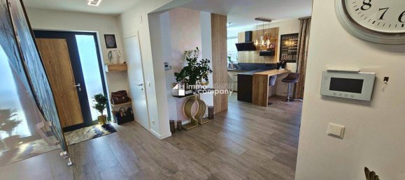 6 rooms House in Gotzendorf an der Leitha, Austria No. 185015 5