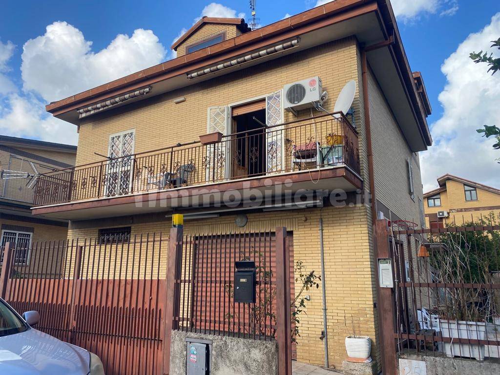 2 Schlafzimmer Wohnung in Rome, Italy, Nr. 312845