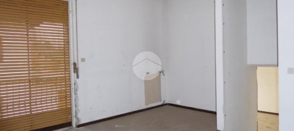 4 bedrooms House in Stradella, Italy No. 129481 3